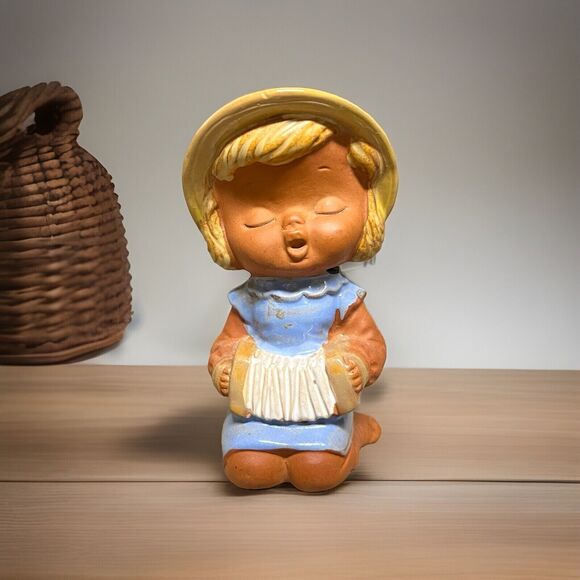 ROYAL SEALY MUSICIAN SET 2 BOY GIRL TERRACOTTA POTTERY Flute Accordion FIGURINES - Picture 6 of 10